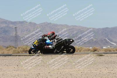 media/Apr-20-2025-CVMA (Sun) [[39090e8767]]/Race 11-500-350 Supersport (Holeshot)/